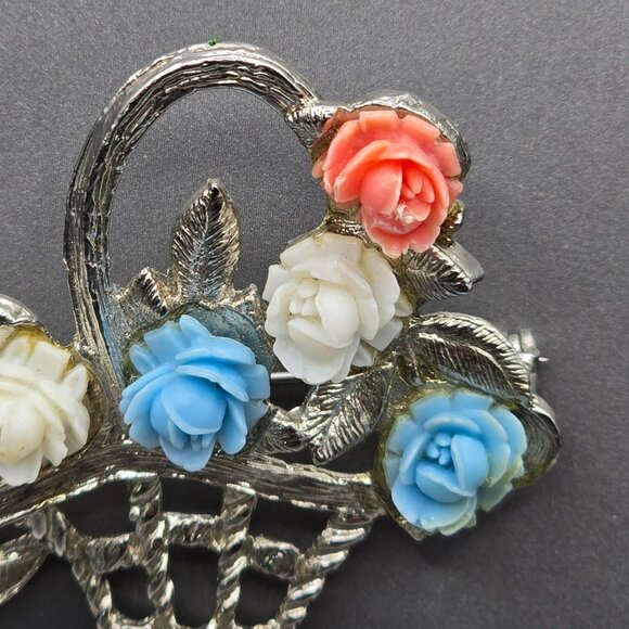 VTG Carved Lucite Flower Basket Brooch Silver Tone Pastel Blue Pink White 2.5" - Picture 2 of 9